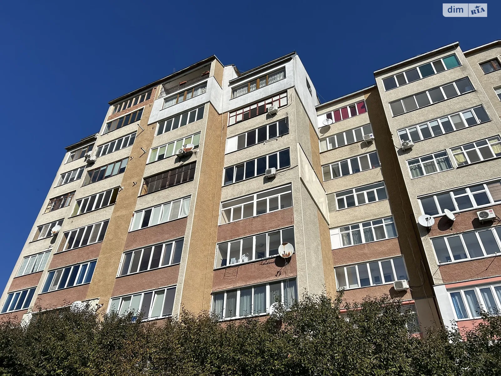 Продається 1-кімнатна квартира 48 кв. м у Івано-Франківську, бул. Південний, 42 - фото 1