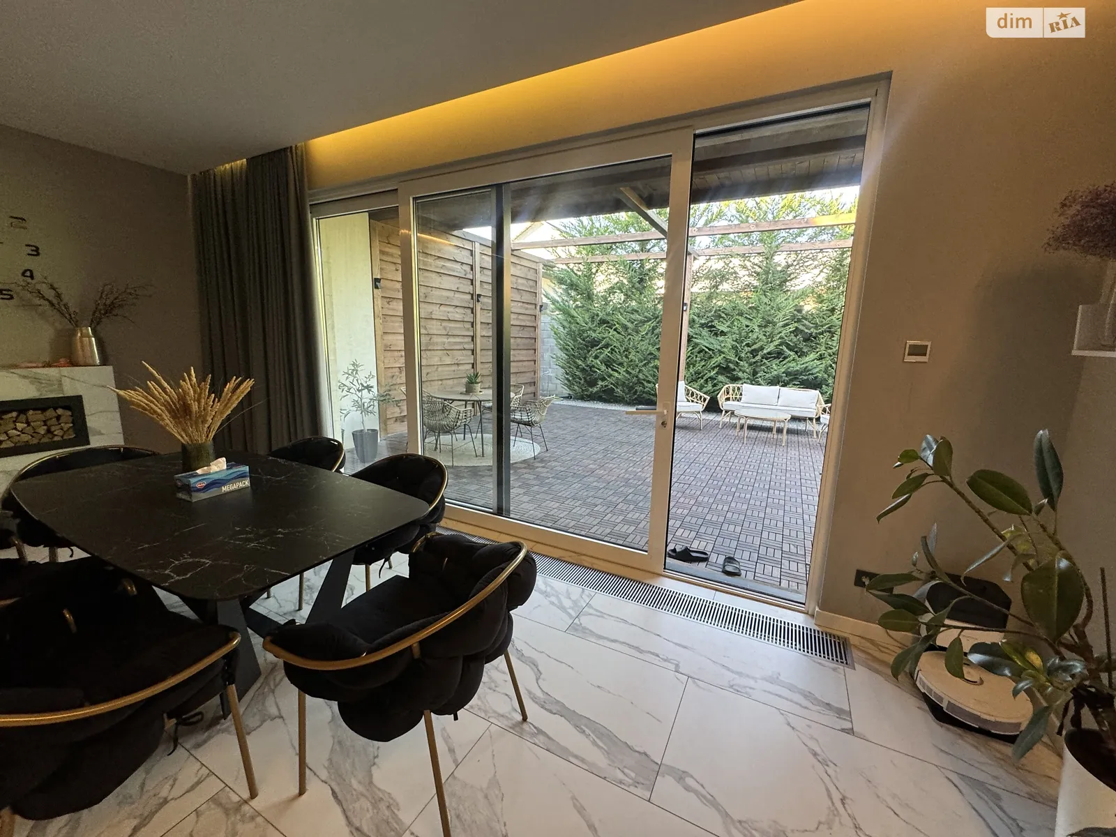 Продается одноэтажный дом 123 кв. м с балконом, цена: 245000 $ - фото 1
