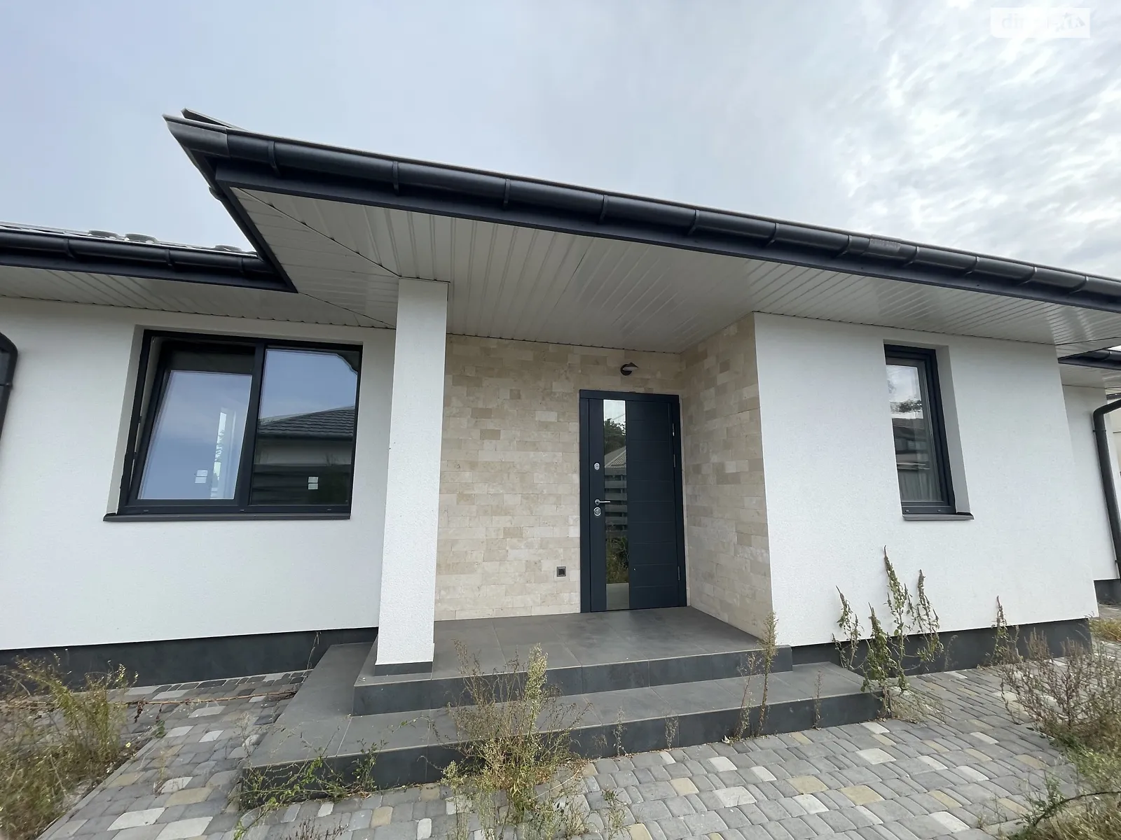 Продается одноэтажный дом 117 кв. м с садом, цена: 140000 $ - фото 1