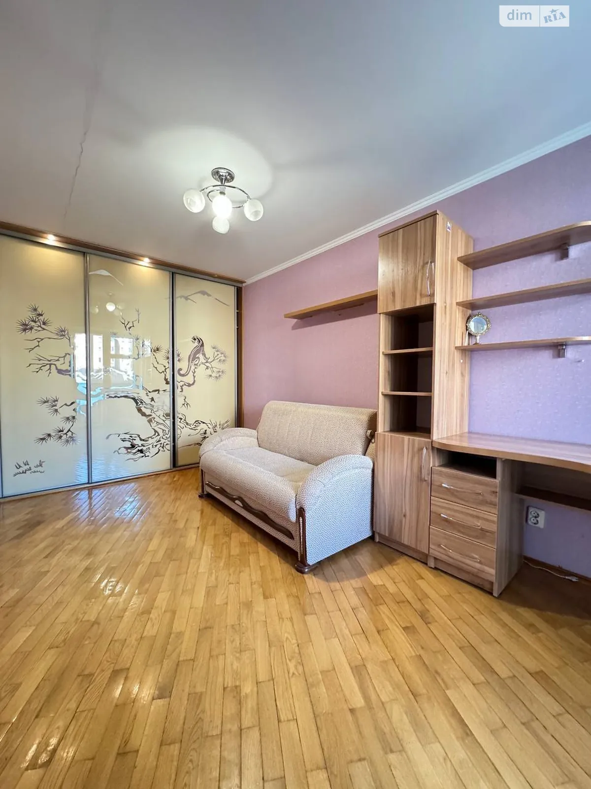 2-комнатная квартира 60 кв. м в, цена: 320 $ - фото 1