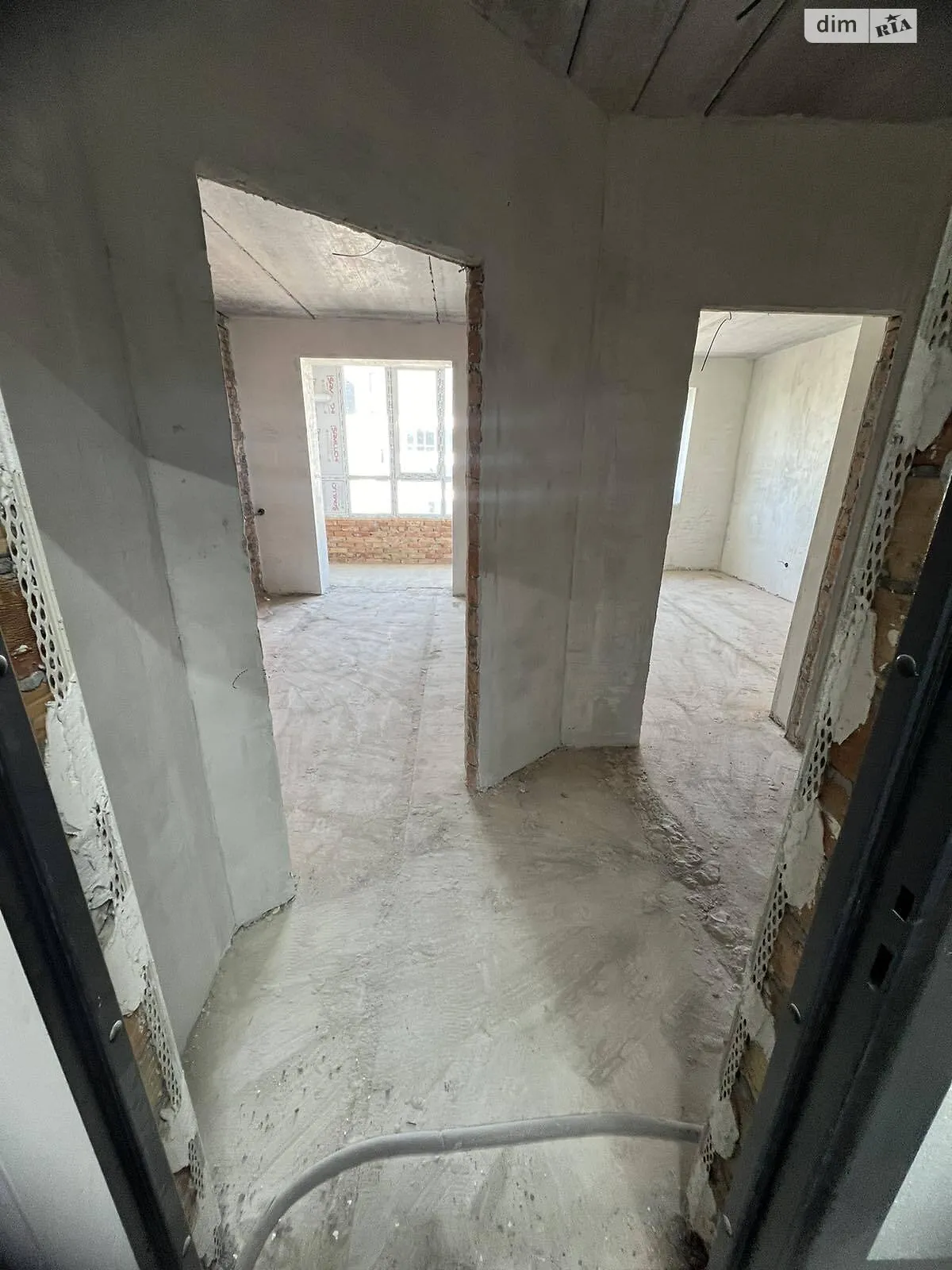 вул. Озерна, 14/1 Виставка Хмельницький ЖК Автобіографія  - фото 2