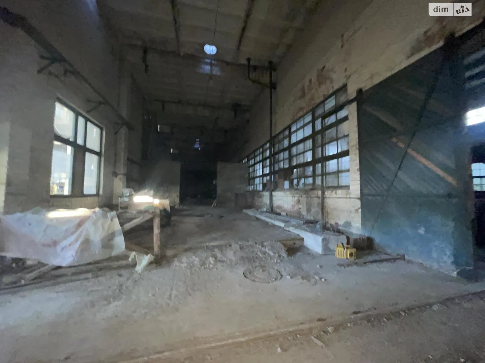 Здається в оренду приміщення вільного призначення 350 кв. м в 1-поверховій будівлі, цена: 21000 грн - фото 1