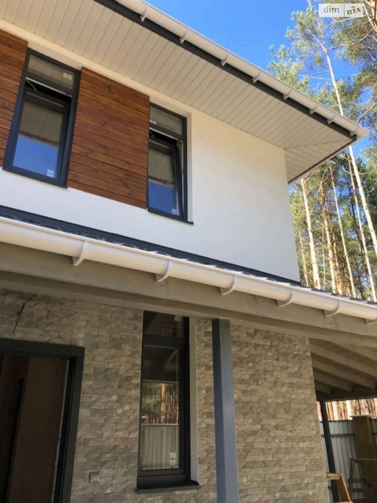 Продается дом на 2 этажа 150 кв. м с бассейном, цена: 175000 $ - фото 1