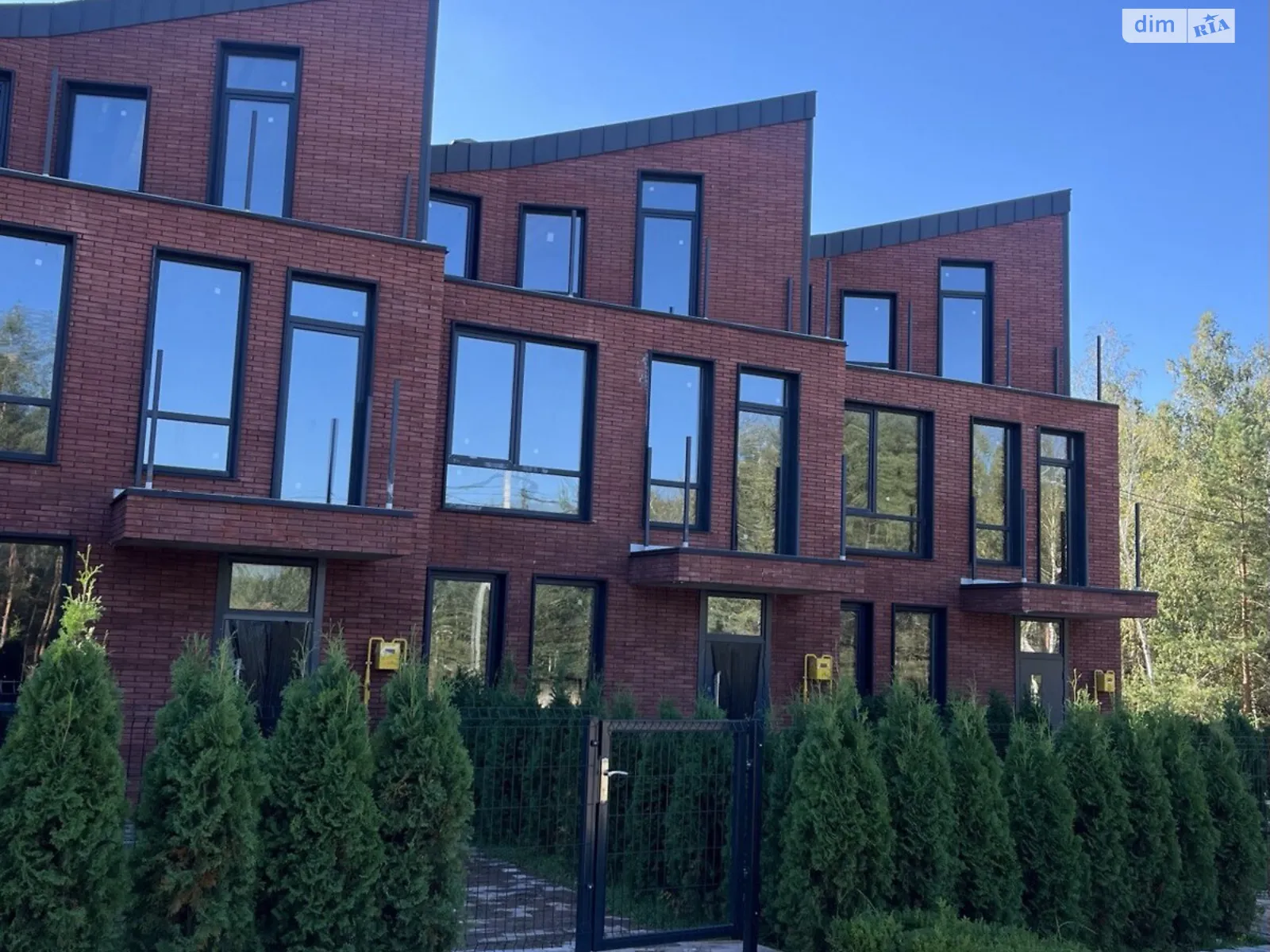ул. Охотничья Гостомель Таунхаус Parktown, цена: 95000 $ - фото 1