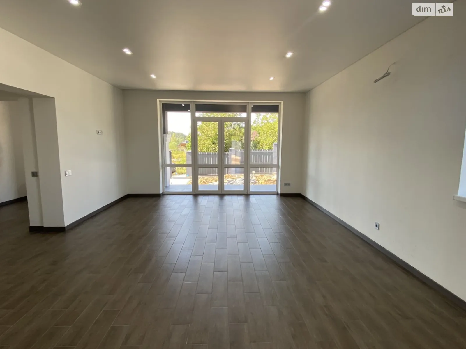 Продається одноповерховий будинок 120 кв. м з каміном, цена: 160000 $ - фото 1