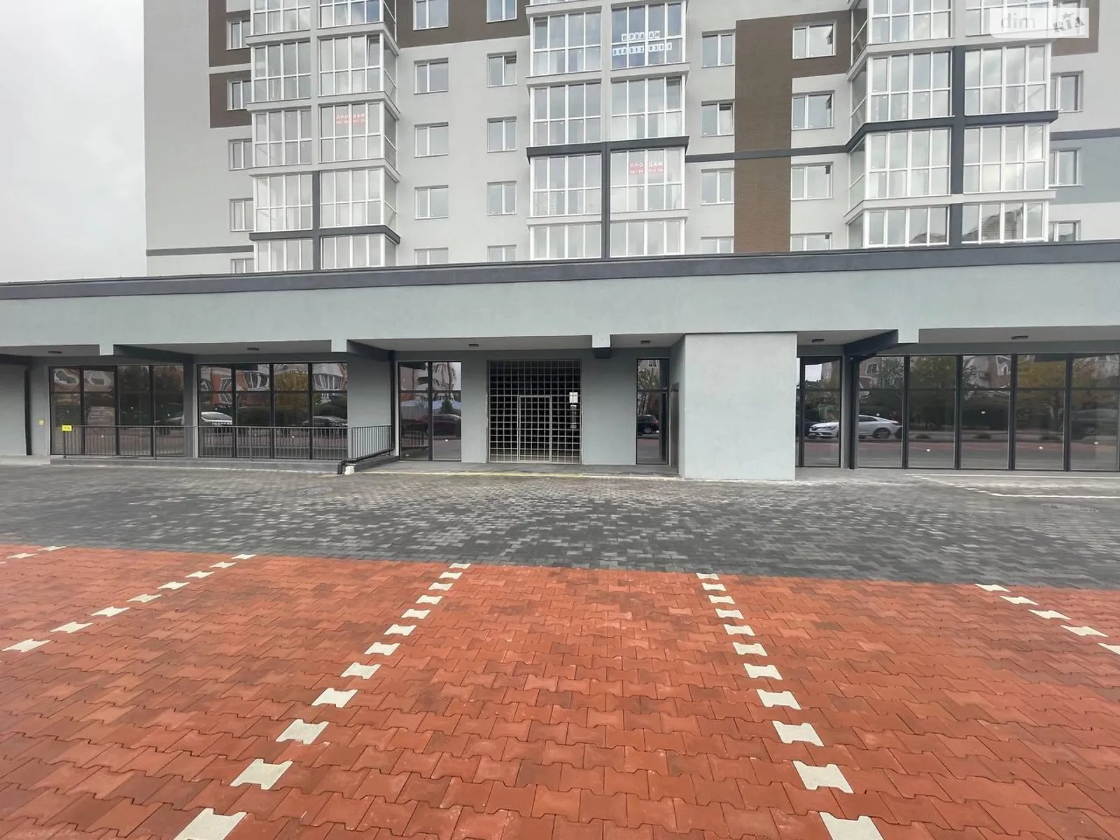 Продается помещения свободного назначения 639.7 кв. м в 4-этажном здании, цена: 1230540 $ - фото 1