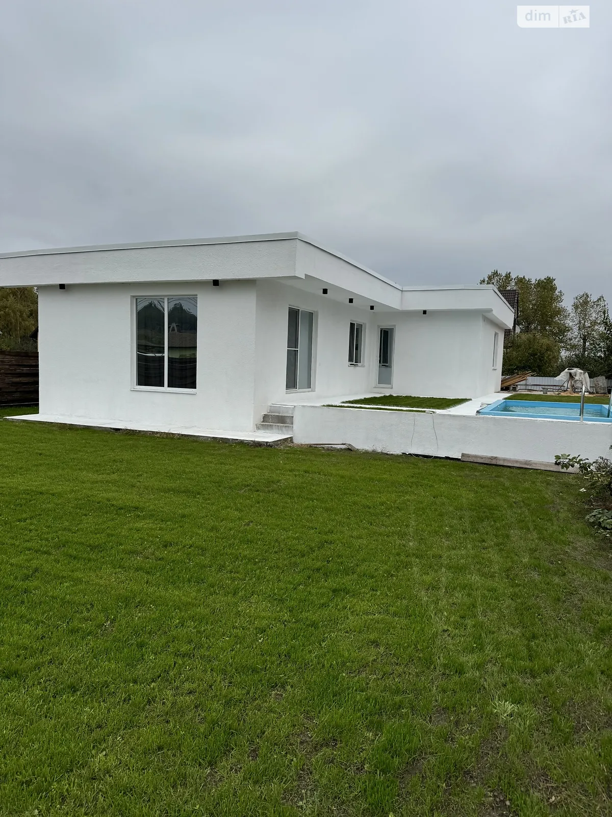 Продається одноповерховий будинок 205 кв. м з подвалом, цена: 235000 $ - фото 1
