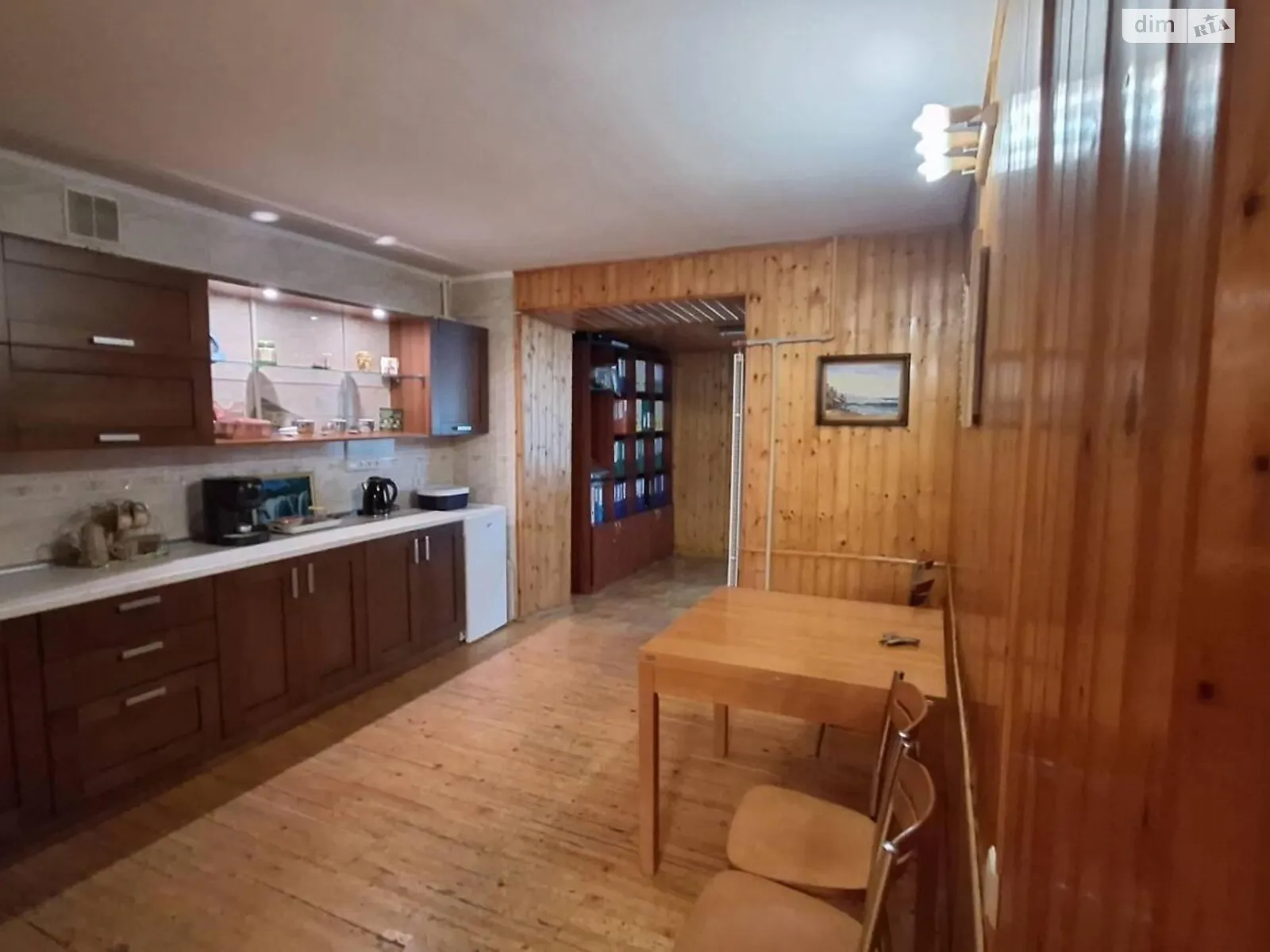 Продается 3-комнатная квартира 106.9 кв. м в Черноморске, ул. Корабельная - фото 1