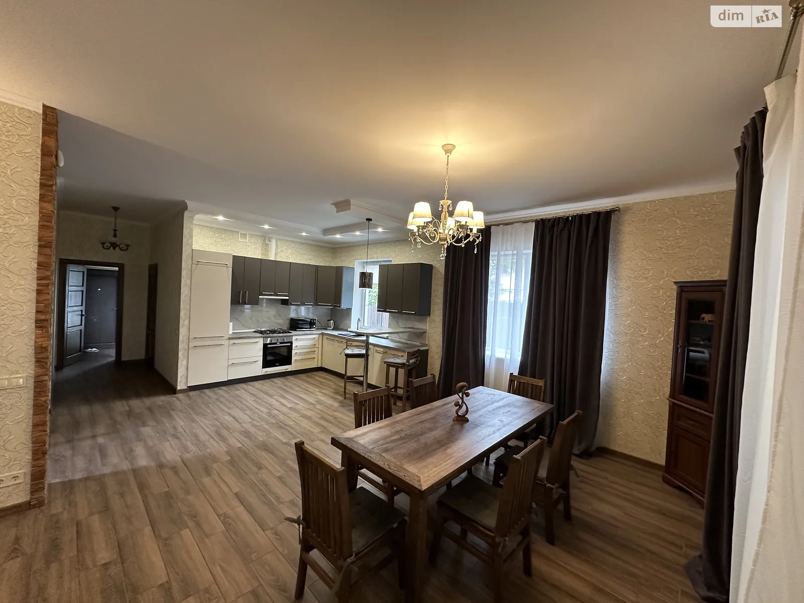 Продається будинок 2 поверховий 190 кв. м з садом, цена: 239000 $ - фото 1