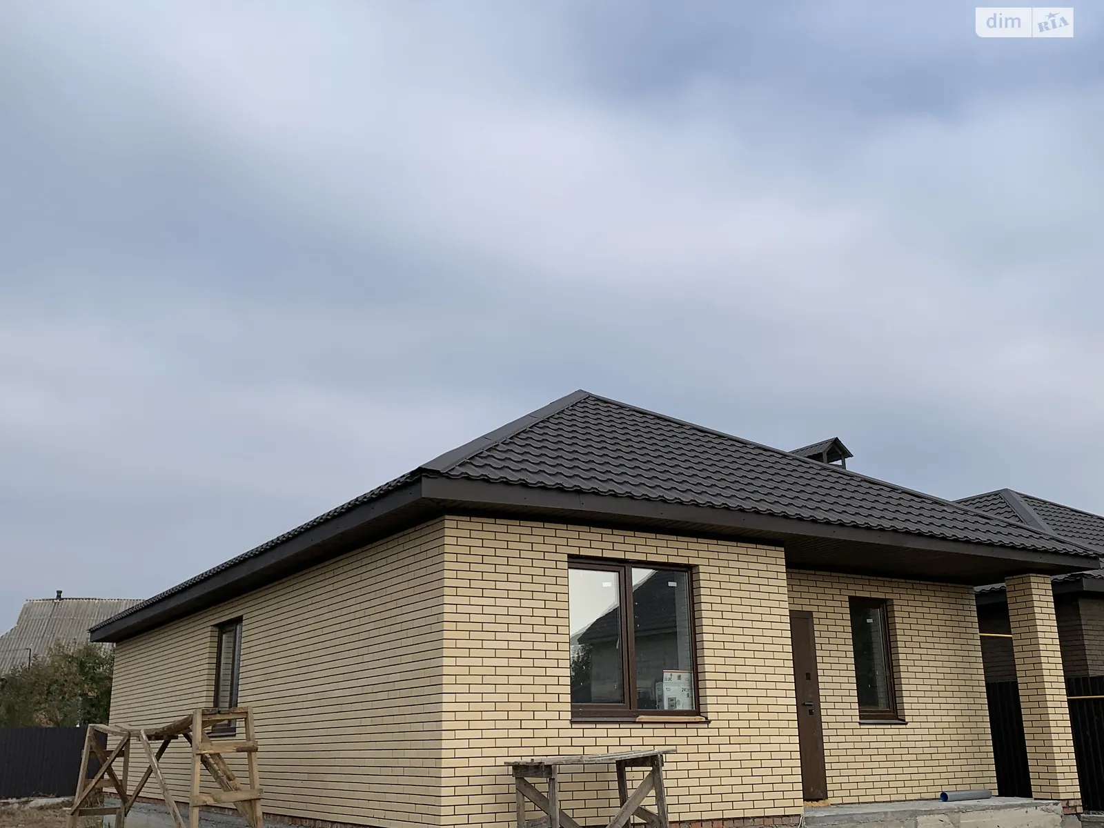 Продається одноповерховий будинок 105 кв. м з балконом, цена: 85000 $ - фото 1