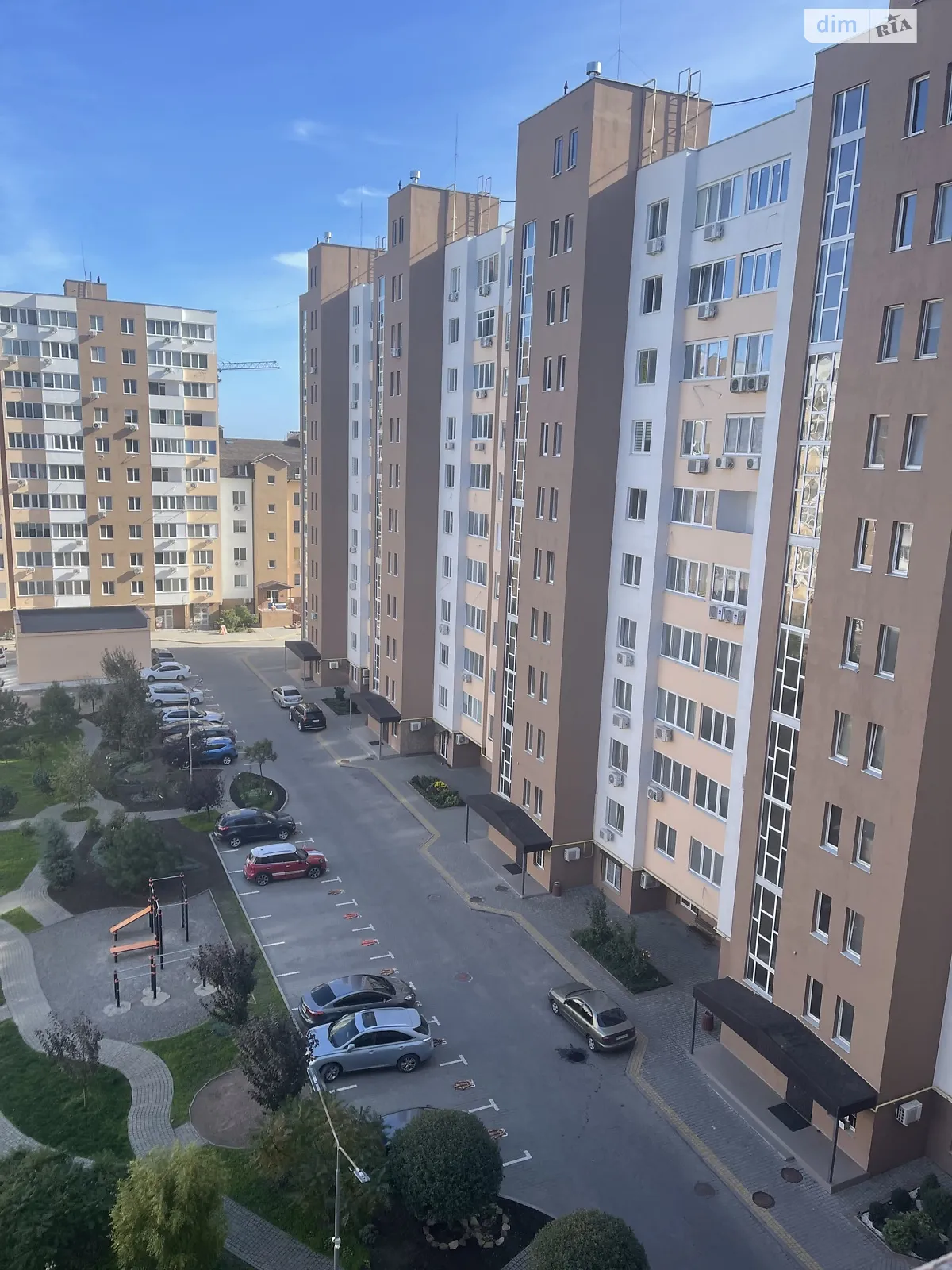 Продается 2-комнатная квартира 59 кв. м в Одессе, ул. Академика Сахарова, 9 - фото 1