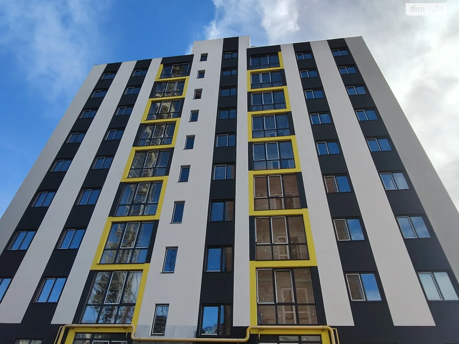Продается 2-комнатная квартира 57 кв. м в Зарванцах, ул. Одесская, 4 - фото 1