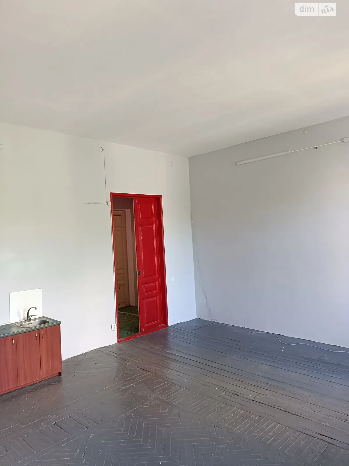 Сдается в аренду офис 40 кв. м в бизнес-центре, цена: 3700 грн - фото 1