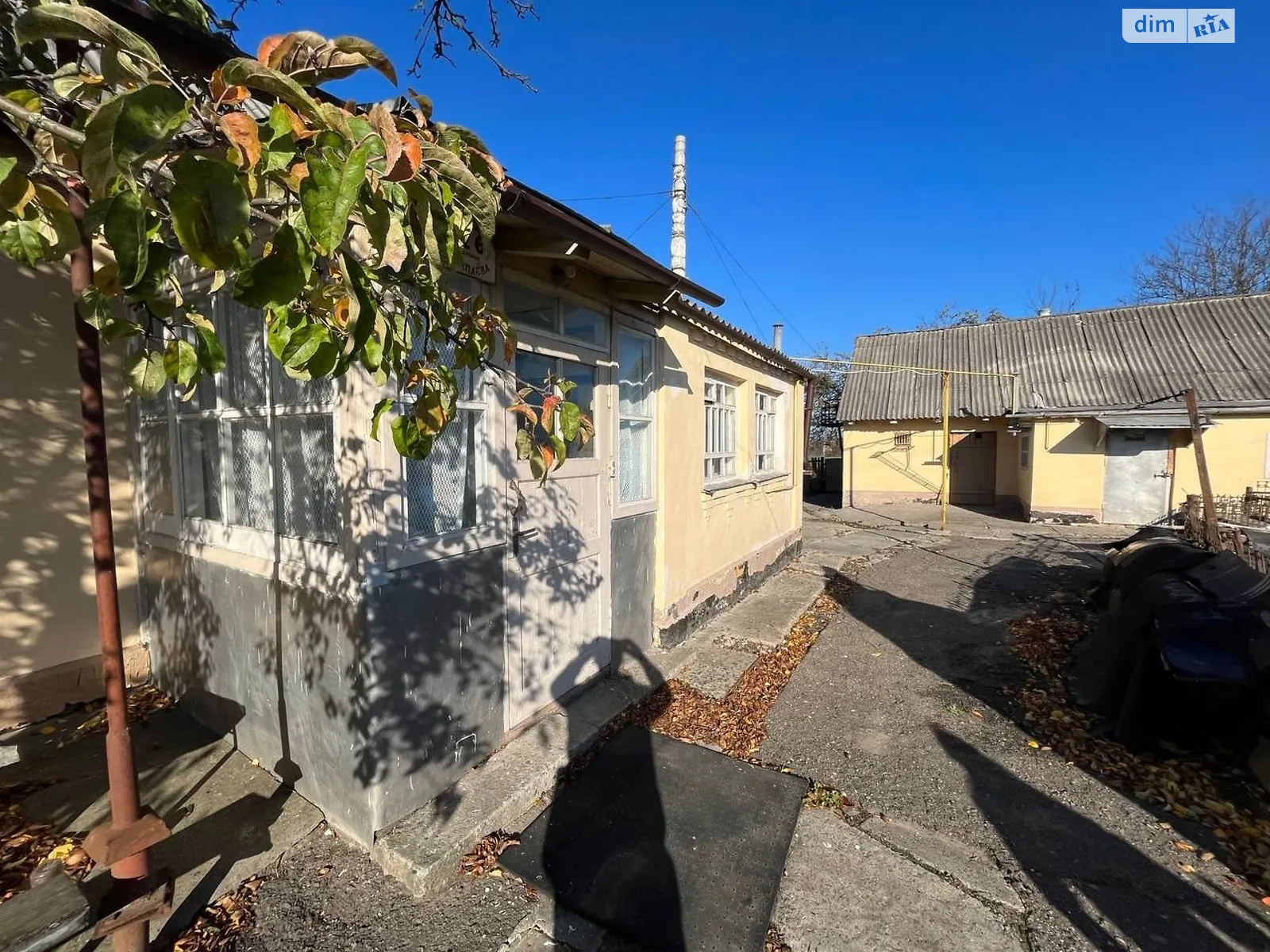 Продается одноэтажный дом 67 кв. м с гаражом, цена: 20000 $ - фото 1
