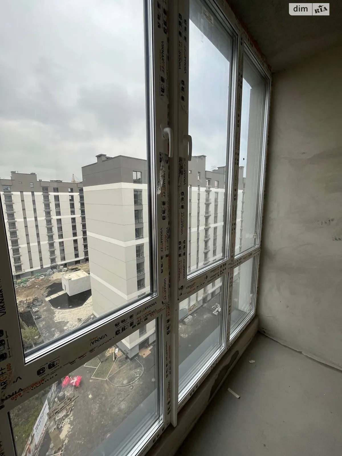 Продается 2-комнатная квартира 61.2 кв. м в Ивано-Франковске, ул. Виноградная, 175А - фото 1