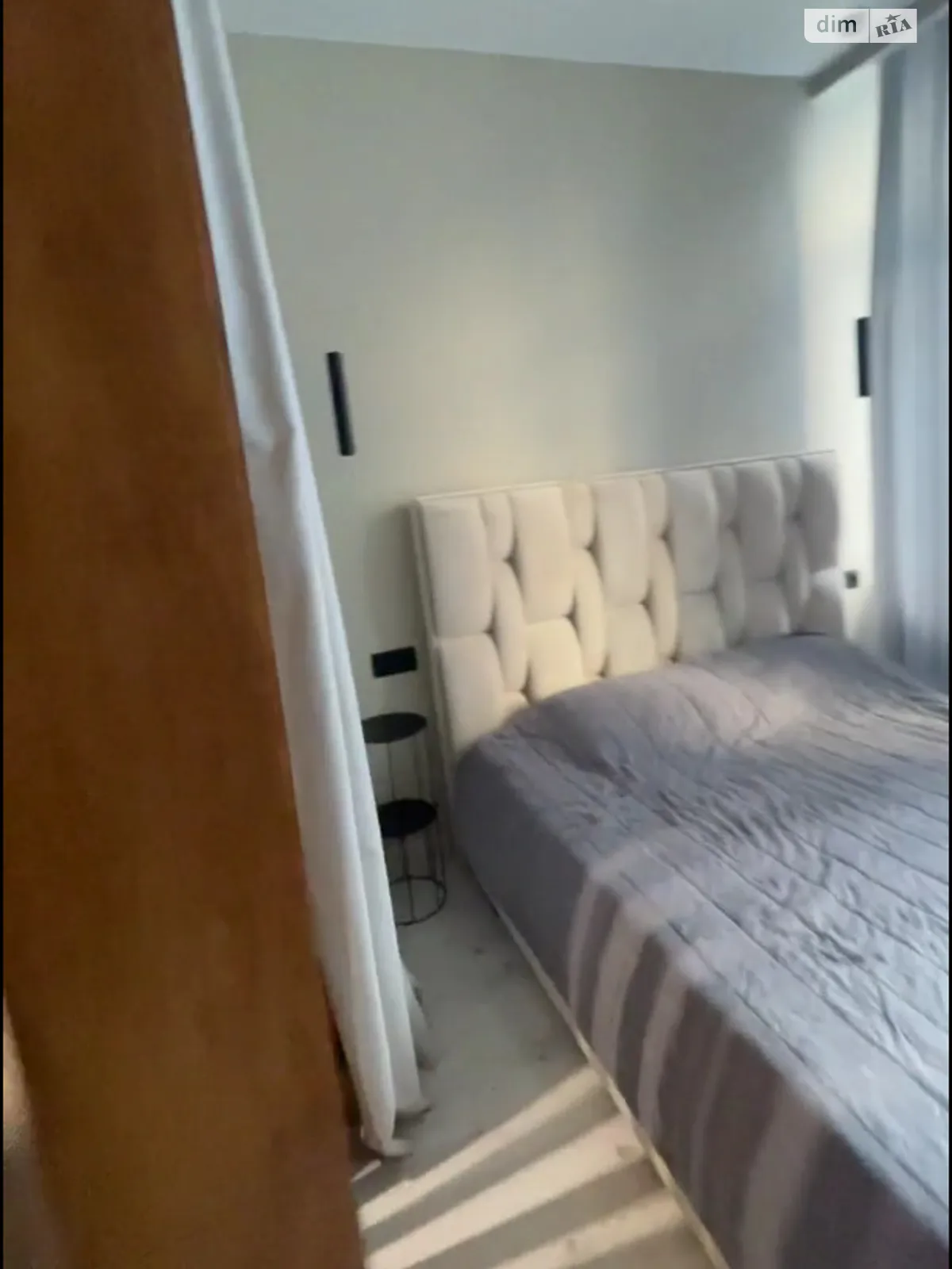 Продается 1-комнатная квартира 40 кв. м в Одессе, ул. Валерия Самофалова, 16А/4 - фото 1