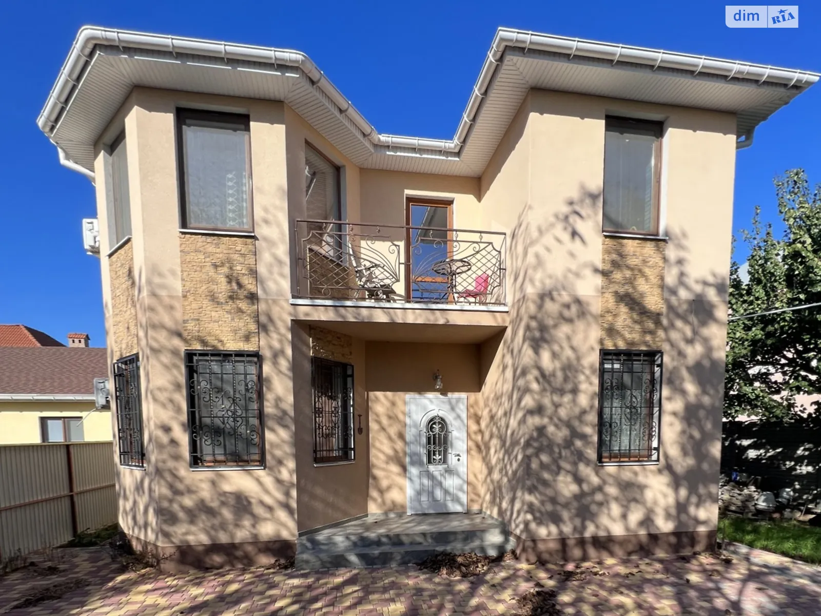 Продається будинок 2 поверховий 160 кв. м з садом, цена: 210000 $ - фото 1