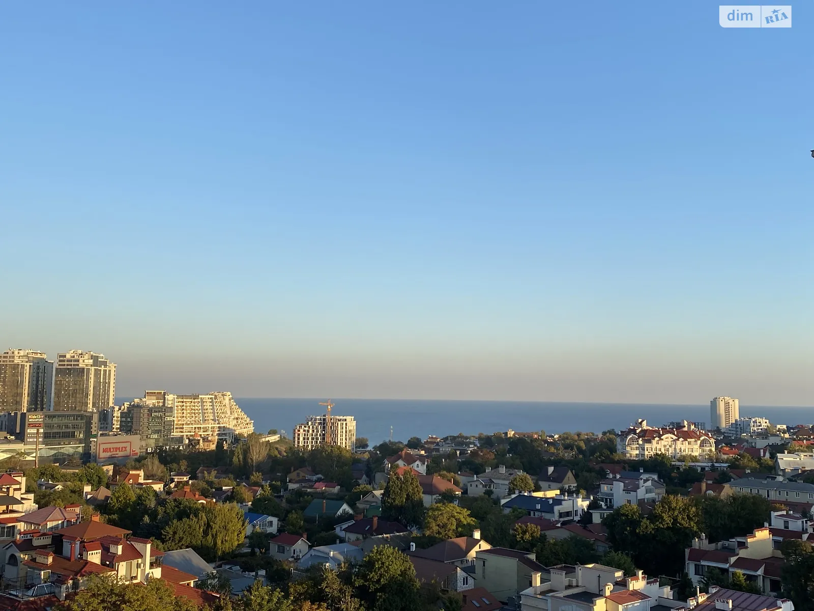 Продается 3-комнатная квартира 106 кв. м в Одессе, ул. Педагогическая - фото 1