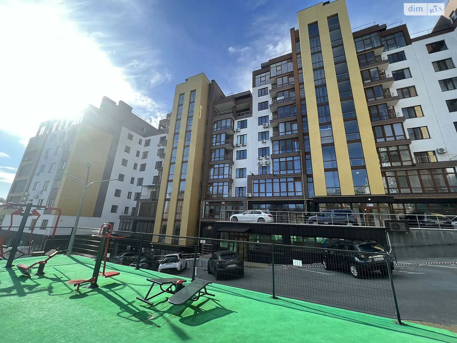 Продается 3-комнатная квартира 107 кв. м в Виннице, ул. Монастырская, 41 корпус 3 - фото 1