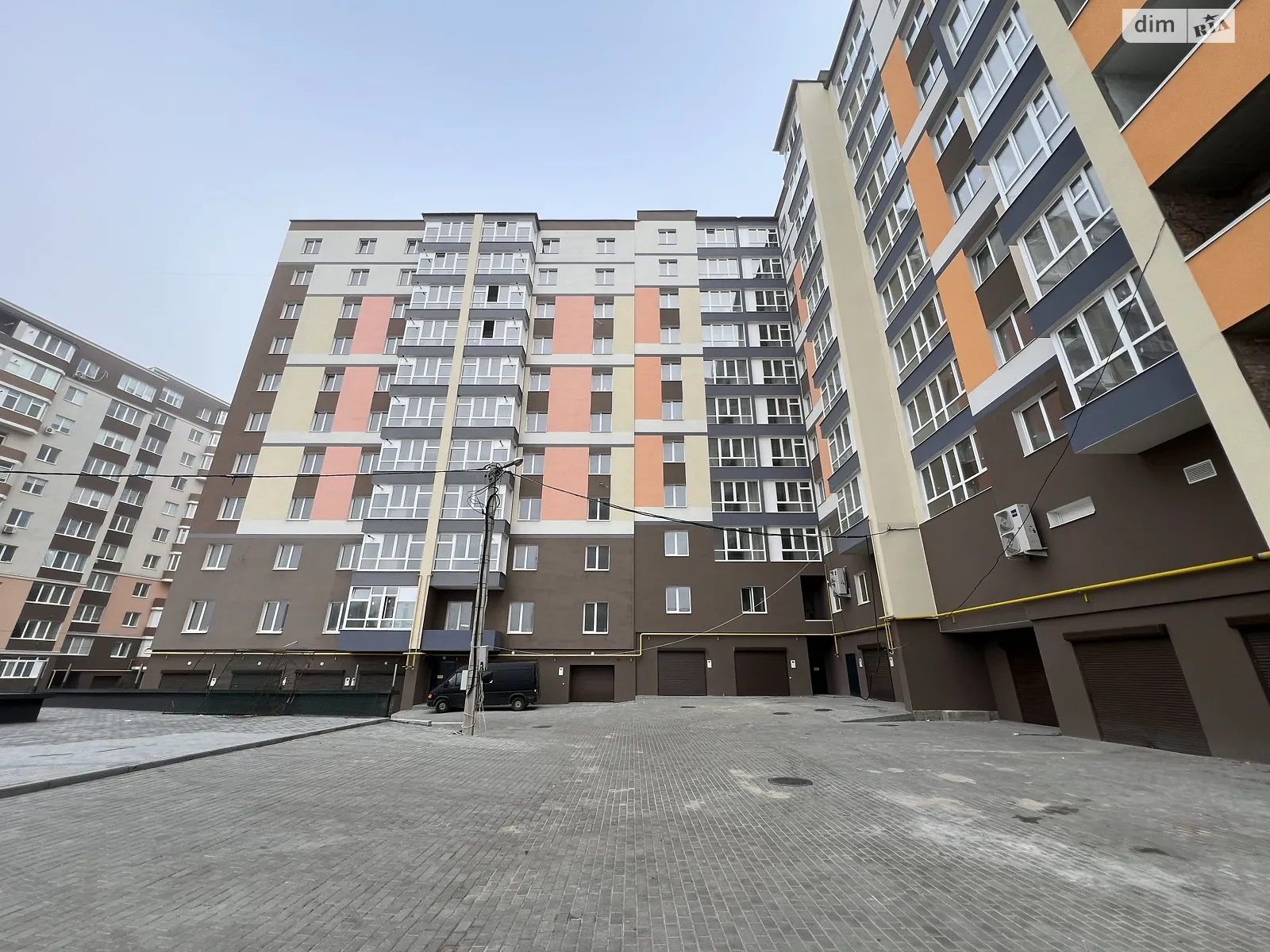 Продается 3-комнатная квартира 91.4 кв. м в Хмельницком, ул. Зализняка Максима - фото 1