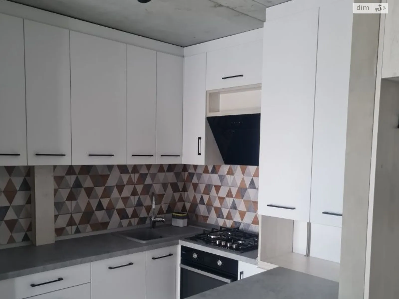 Сдается в аренду 1-комнатная квартира 39 кв. м в Львове, ул. Зеленая - фото 1