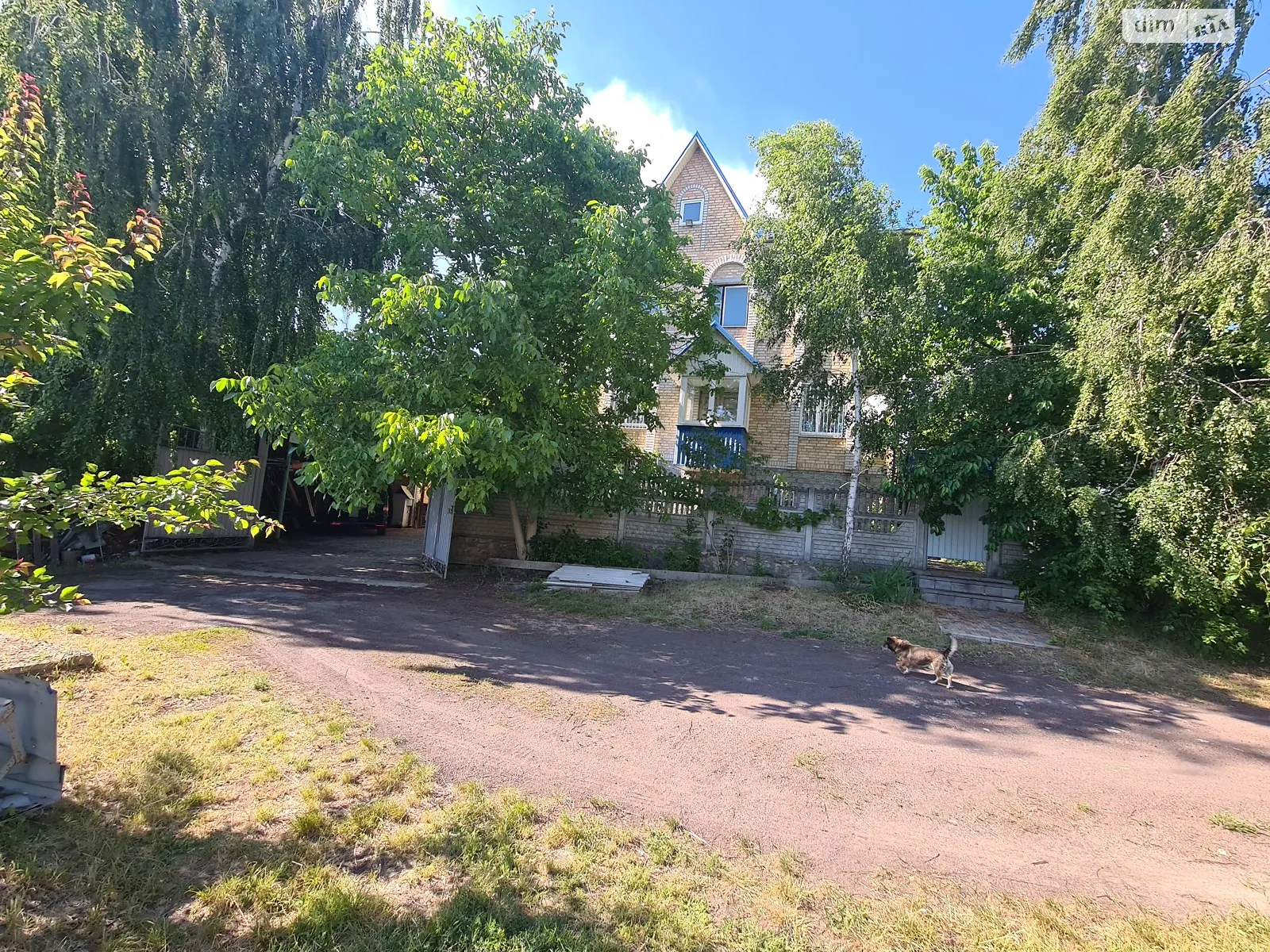 Продается дом на 3 этажа 284 кв. м с мансардой, цена: 170000 $ - фото 1