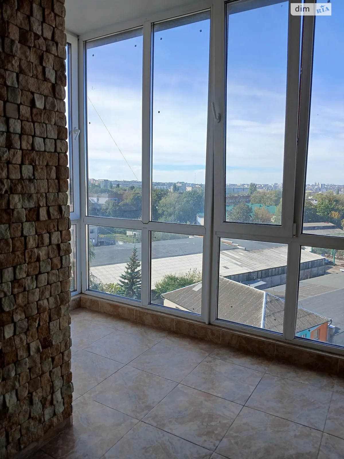 Продается 1-комнатная квартира 46 кв. м в Виннице, ул. Антонова Олега, 13Б - фото 1