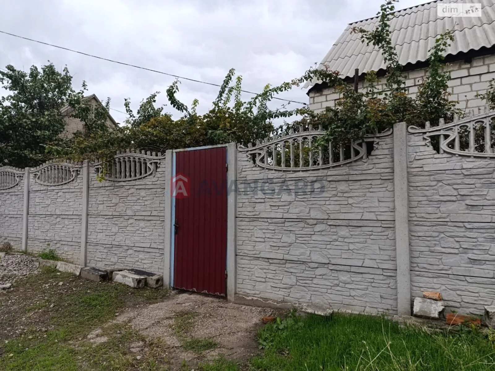 Продается одноэтажный дом 100 кв. м с бассейном, цена: 33000 $ - фото 1