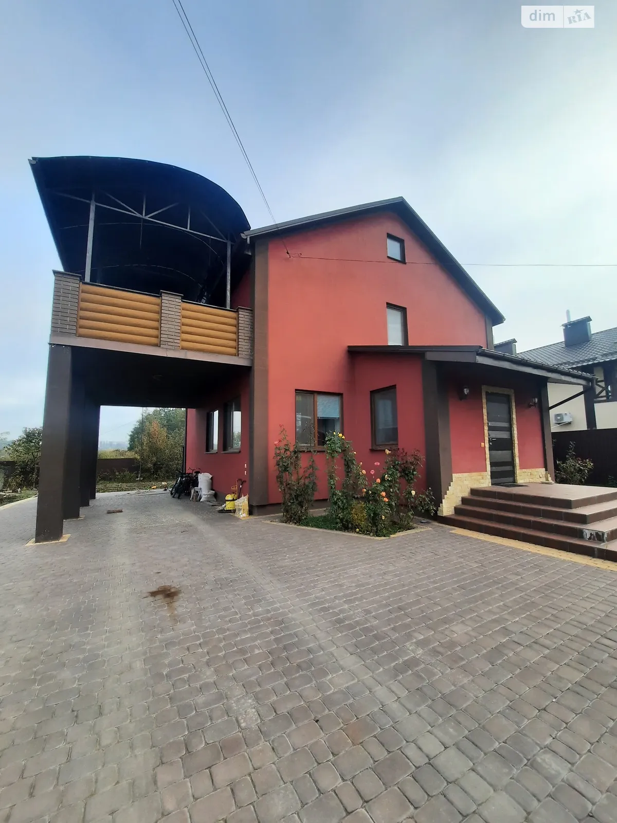 Продается дом на 2 этажа 213 кв. м с мебелью, цена: 179999 $ - фото 1