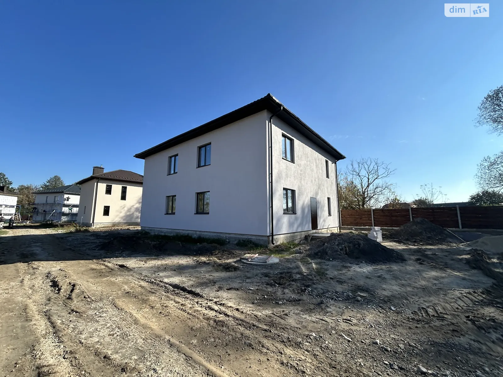 Продається будинок 2 поверховий 120 кв. м з гаражем, цена: 95000 $ - фото 1