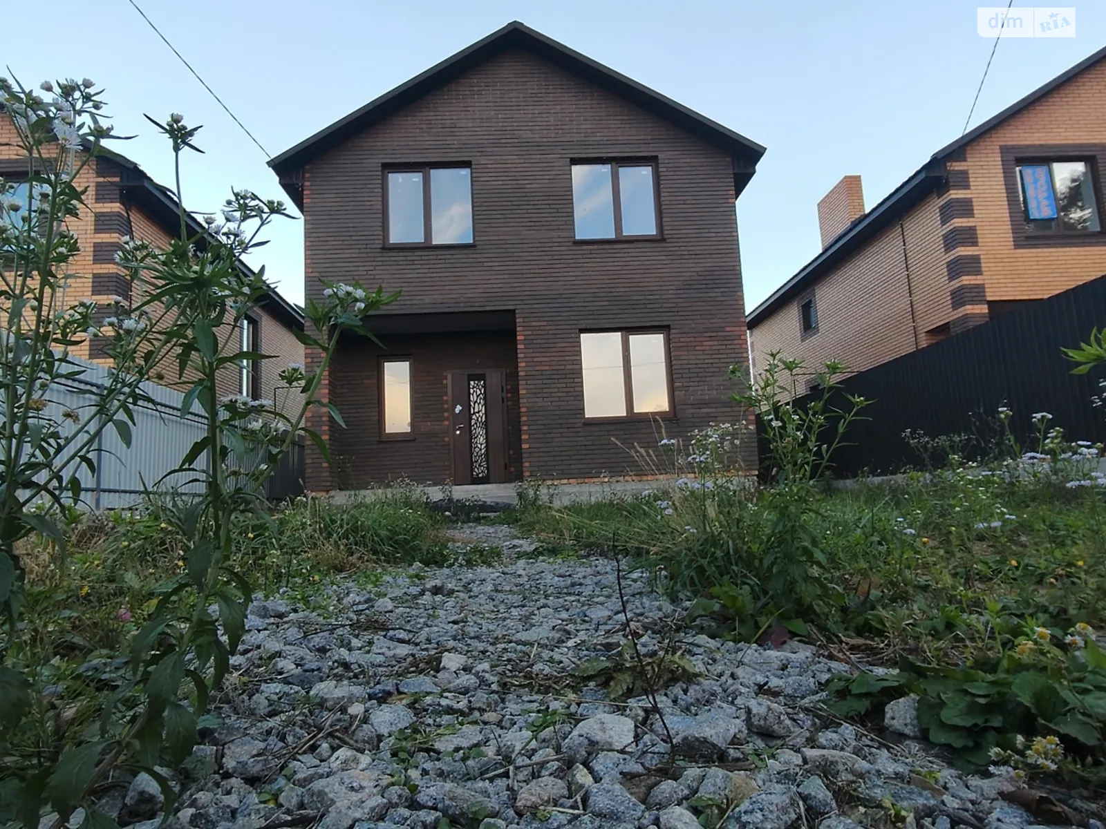 Продается дом на 2 этажа 120 кв. м с террасой, цена: 85000 $ - фото 1