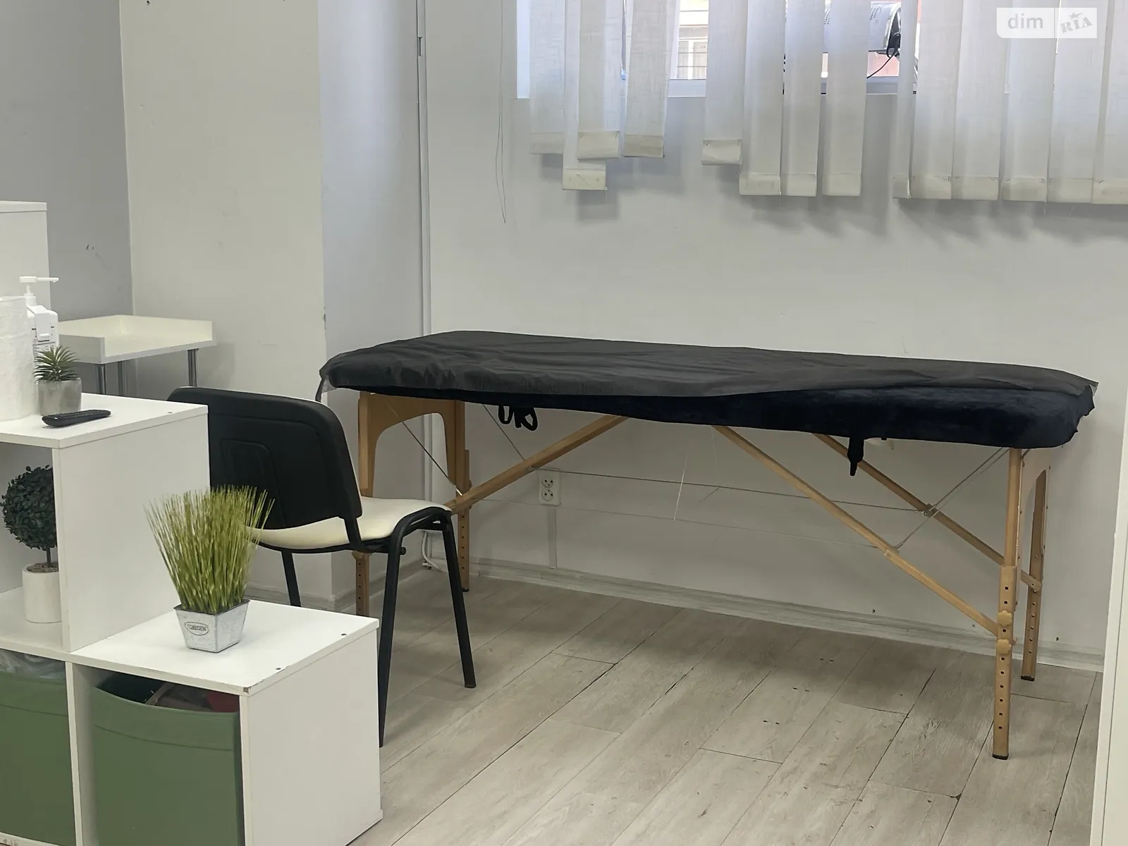 Здається в оренду офіс 10 кв. м в бізнес-центрі, цена: 3000 грн - фото 1