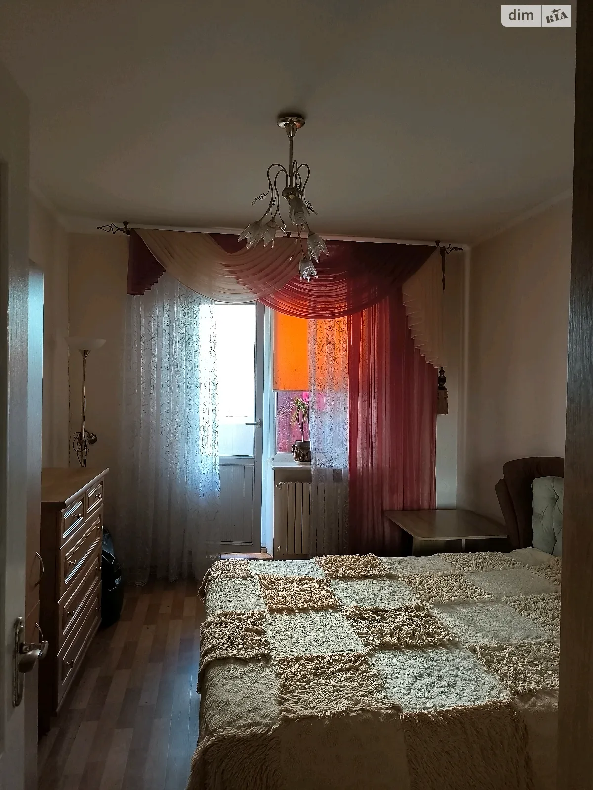 Продается 2-комнатная квартира 74 кв. м в Одессе, ул. Тополевая, 18 - фото 1