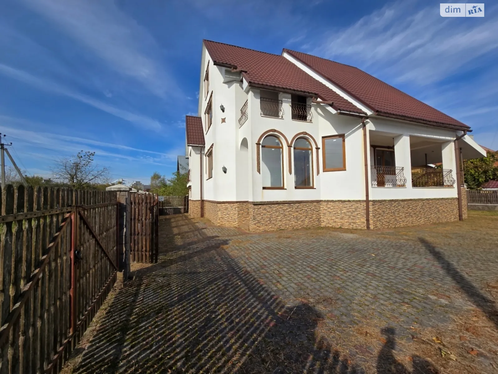Продается дом на 2 этажа 170.2 кв. м с мебелью, цена: 99000 $ - фото 1