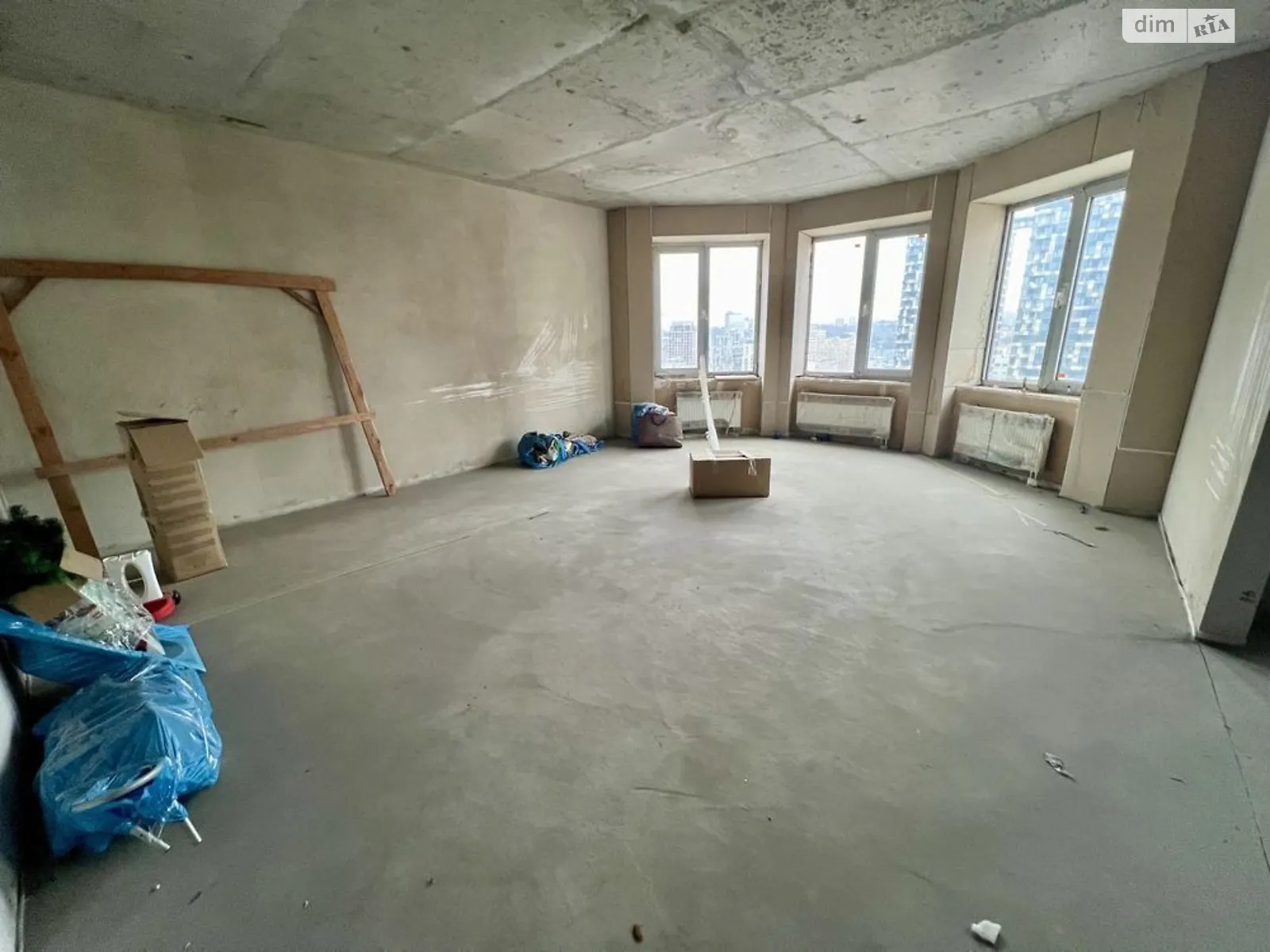 Продається 3-кімнатна квартира 125 кв. м у Києві, вул. Василя Тютюнника, 5В - фото 1