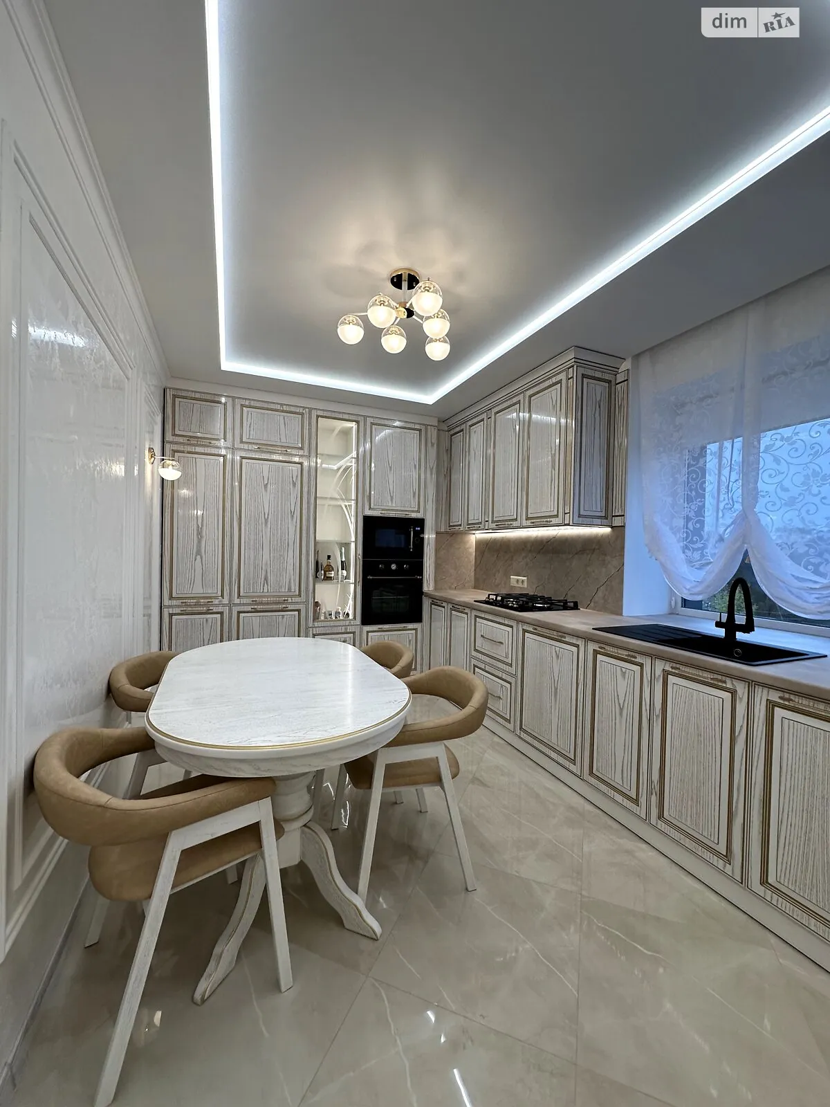 Продається 3-кімнатна квартира 100.2 кв. м у Білій Церкві, вул. Росьова, 18А - фото 1