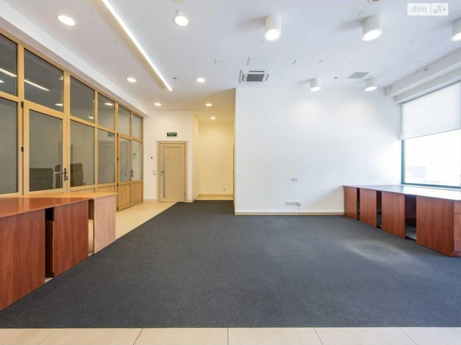 Здається в оренду офіс 255 кв. м в бізнес-центрі, цена: 122400 грн - фото 1