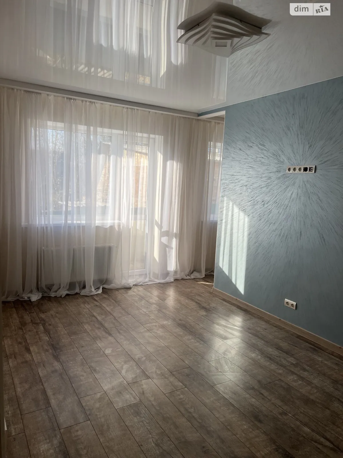 Продается 1-комнатная квартира 50 кв. м в Буче, ул. Яблонская, 316Г - фото 1