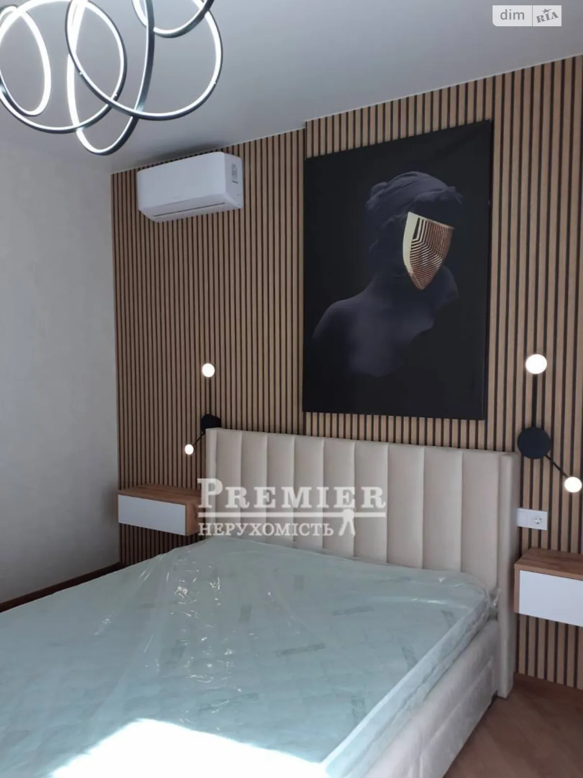 Продается 2-комнатная квартира 55 кв. м в Одессе, ул. Генуэзская - фото 1