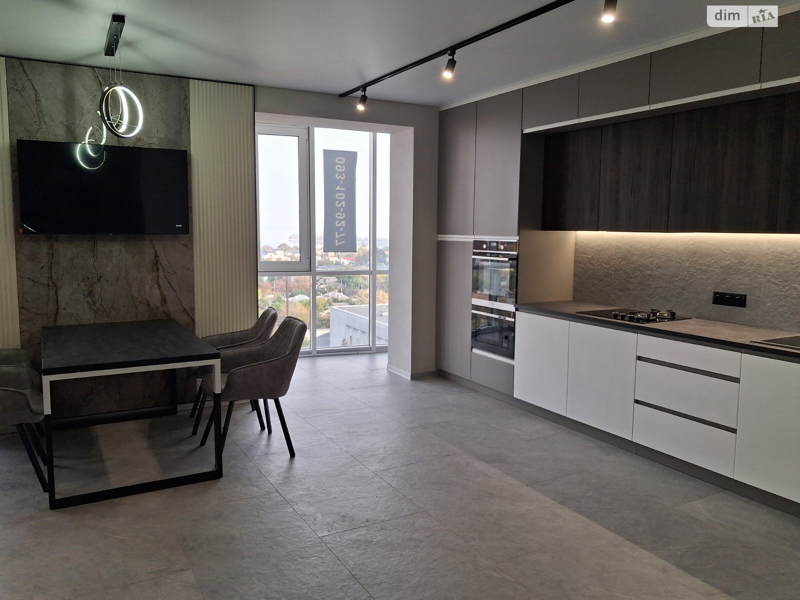 Прев'ю фото 3