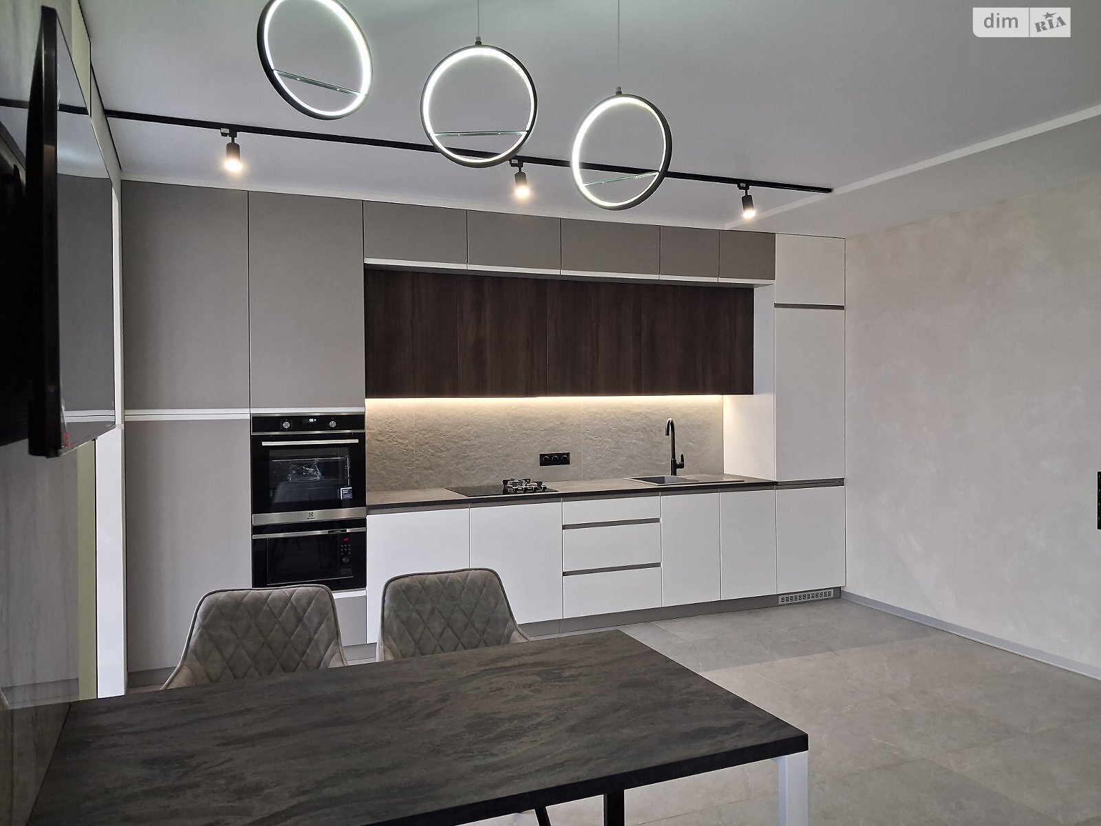 Прев'ю фото 4