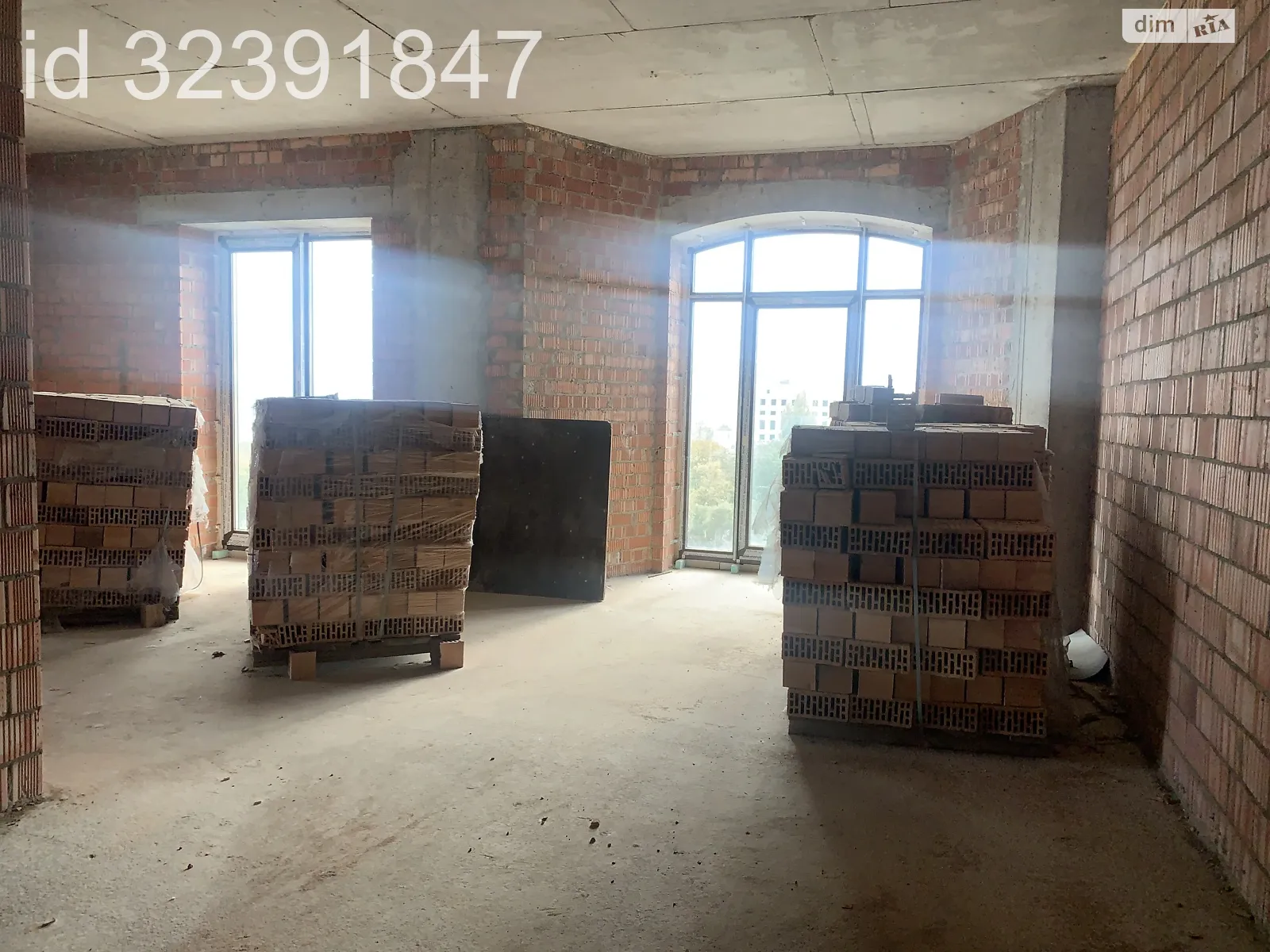 Продается 1-комнатная квартира 54 кв. м в Одессе, бул. Французский, 29Б - фото 1