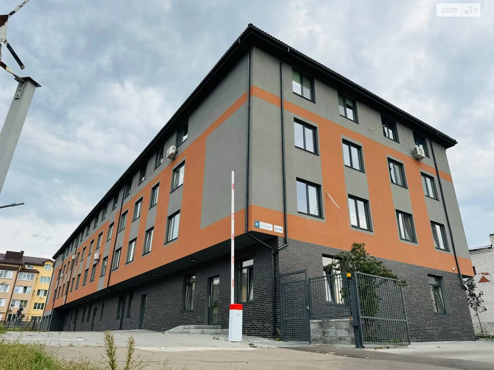 Продается помещения свободного назначения 132 кв. м в 4-этажном здании, цена: 112000 $ - фото 1