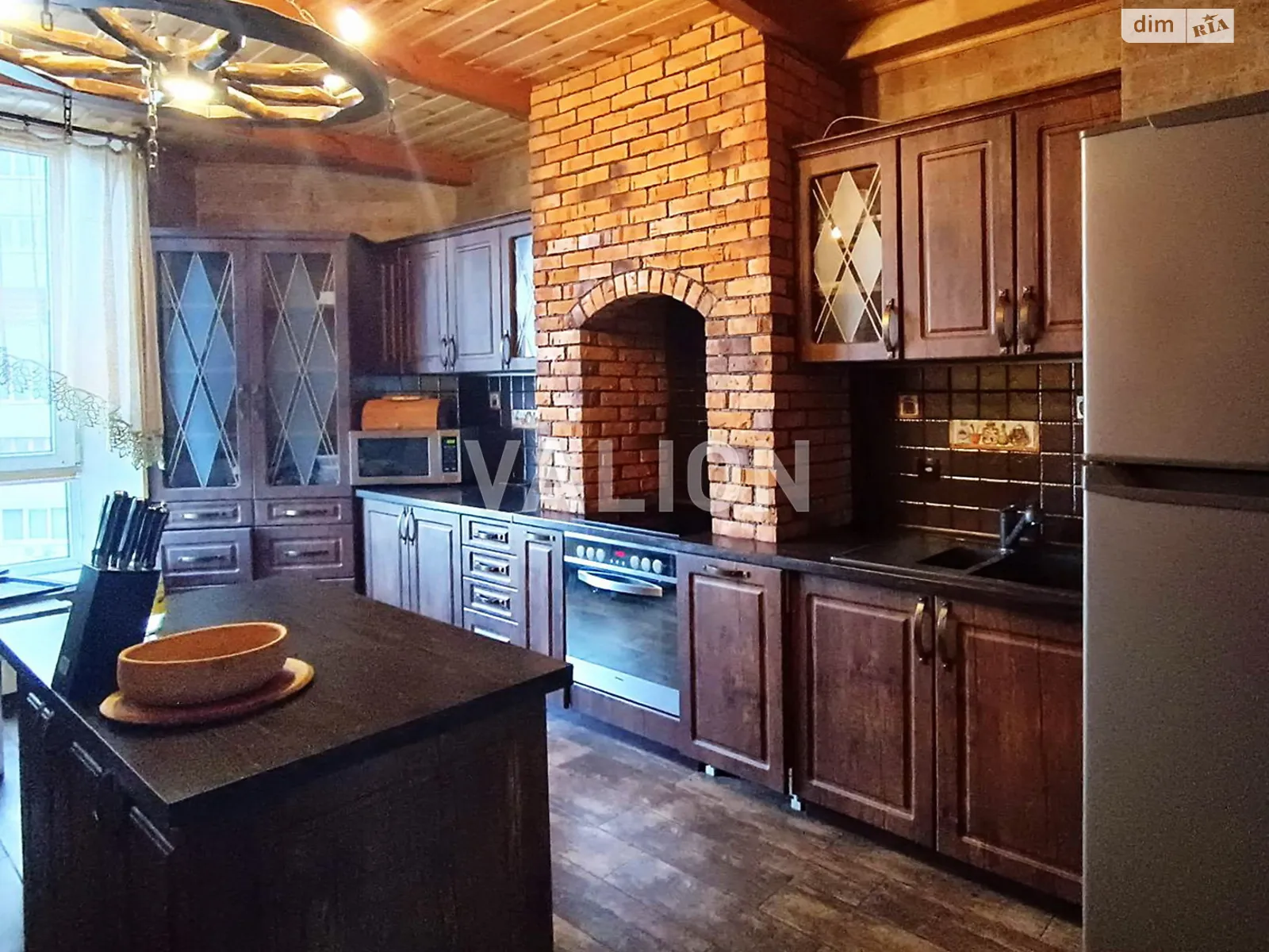 Продается 3-комнатная квартира 109 кв. м в Киеве, ул. Анны Ахматовой, 30 - фото 1
