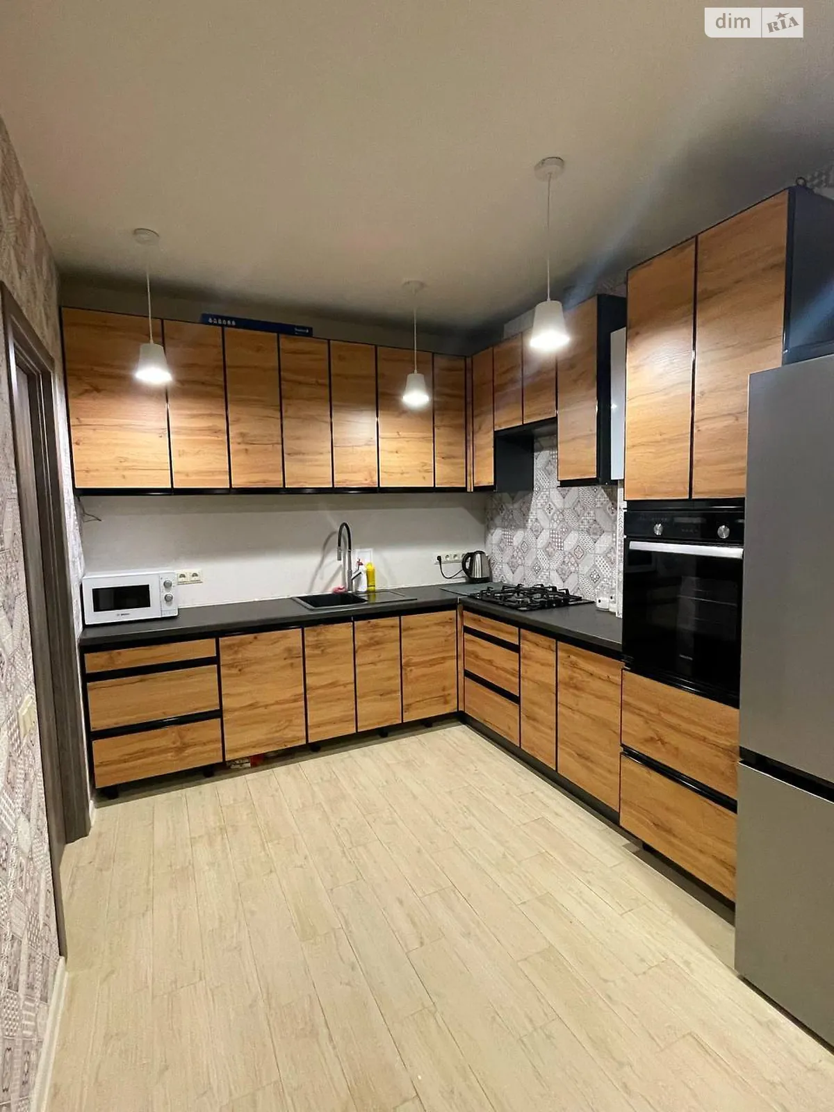 Продається 2-кімнатна квартира 56 кв. м у Бучі, вул. Івана Кожедуба, 8А - фото 1