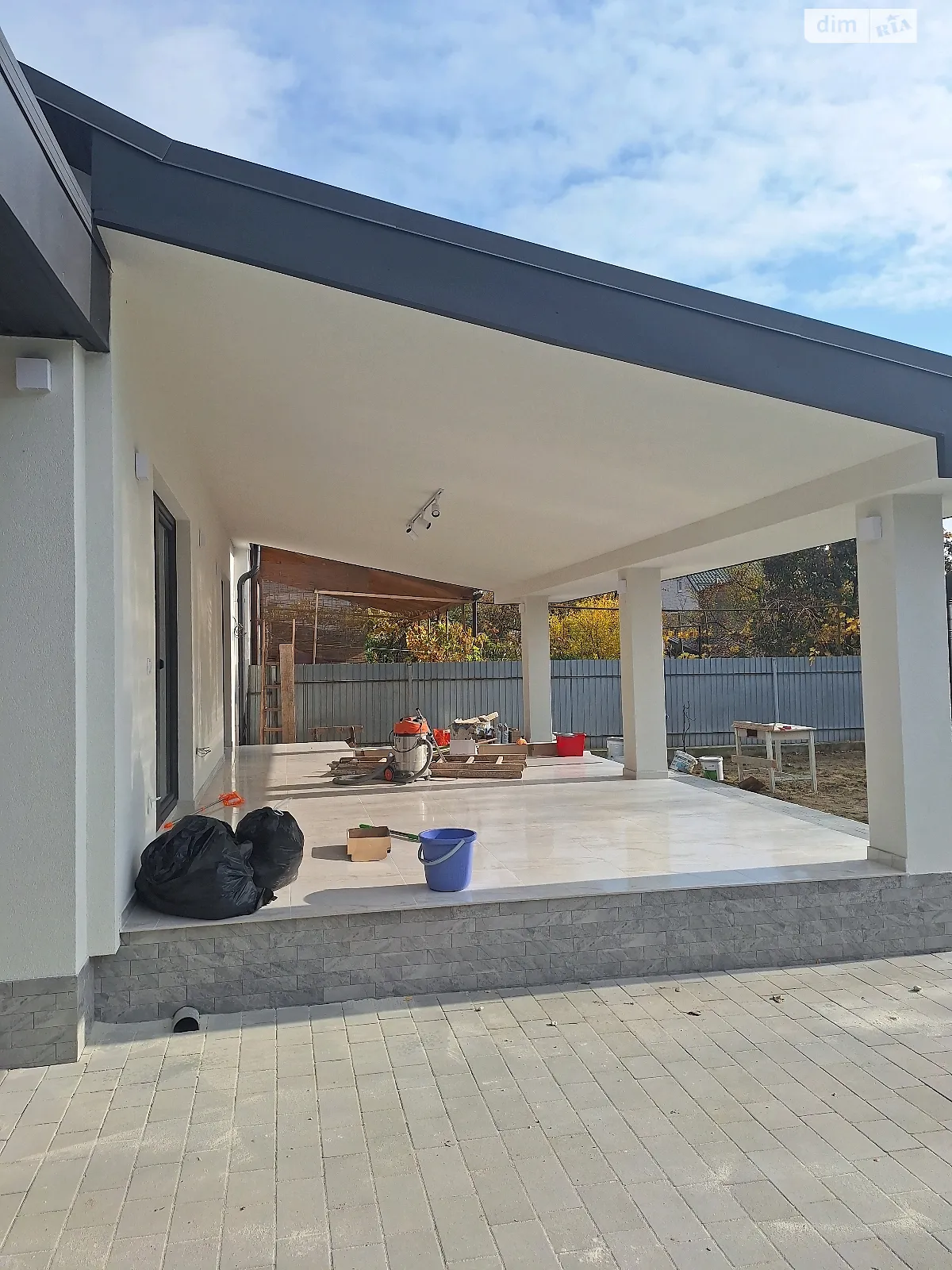 Продається одноповерховий будинок 92 кв. м з каміном, цена: 245000 $ - фото 1