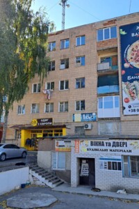 Продаж квартири, Черкаська, Шпола, Соборна (Леніна) вулиця, буд. 38