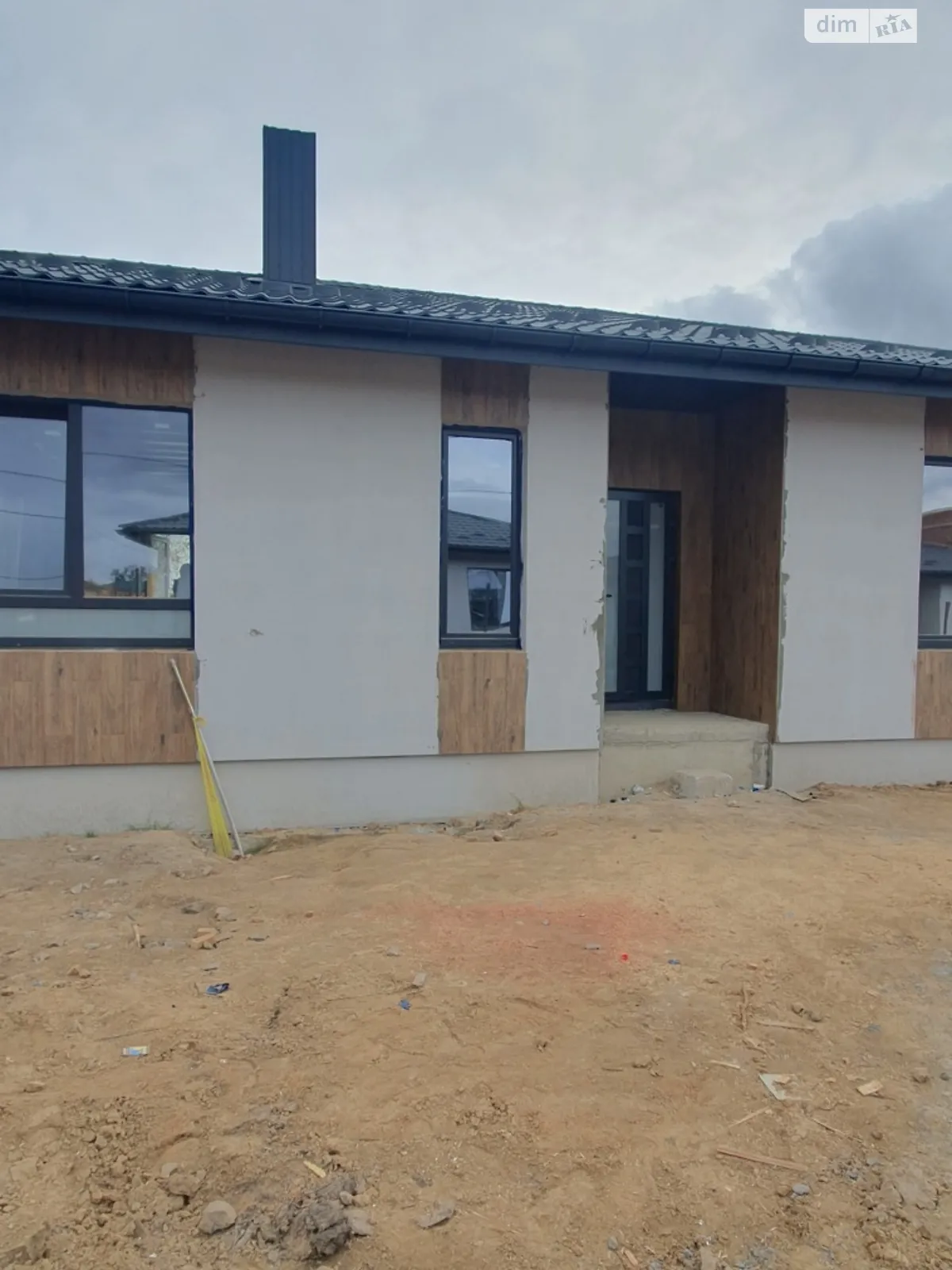 Продается одноэтажный дом 88 кв. м с беседкой, цена: 66000 $ - фото 1