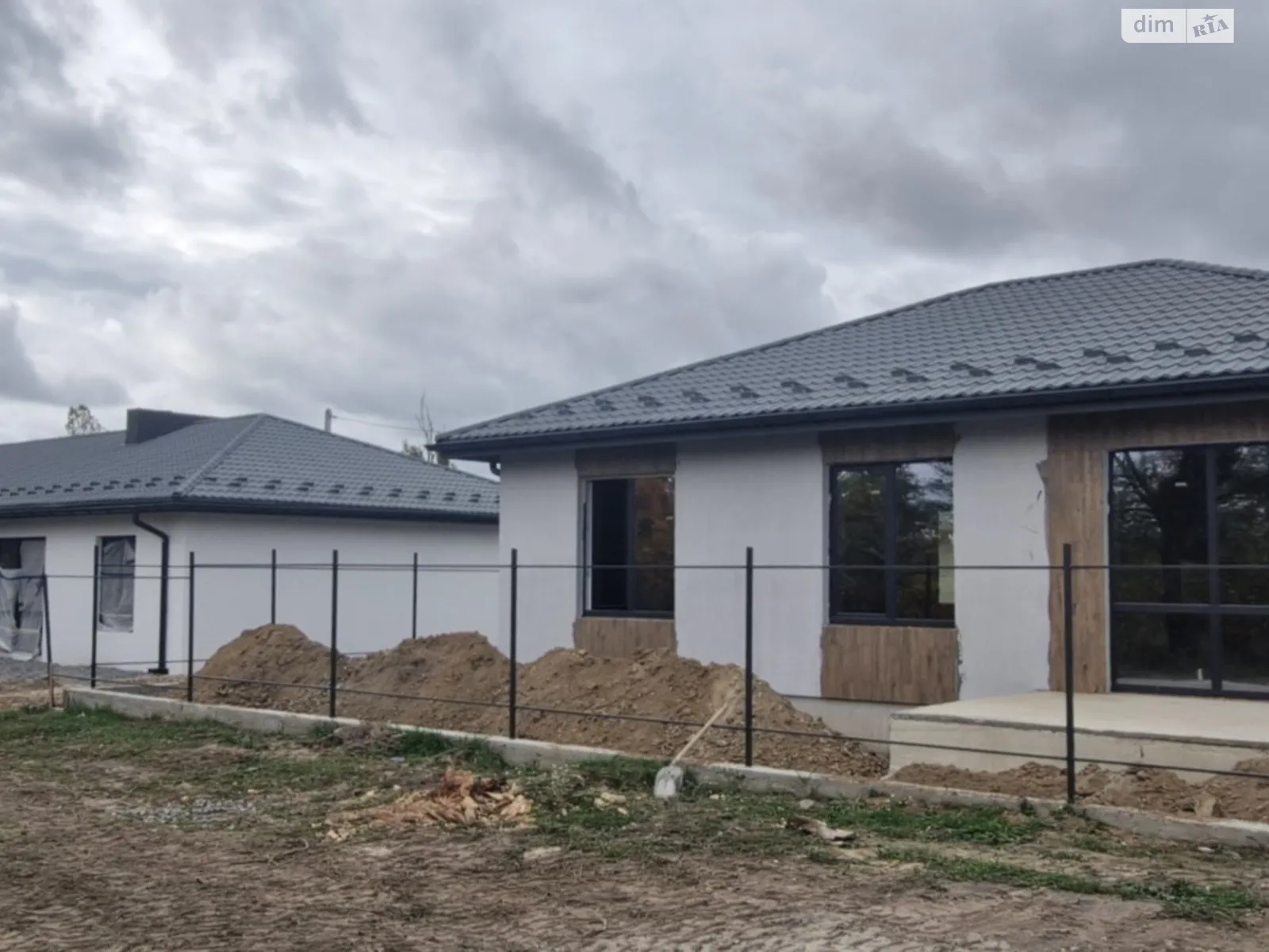Продається одноповерховий будинок 88 кв. м з садом, цена: 66500 $ - фото 1