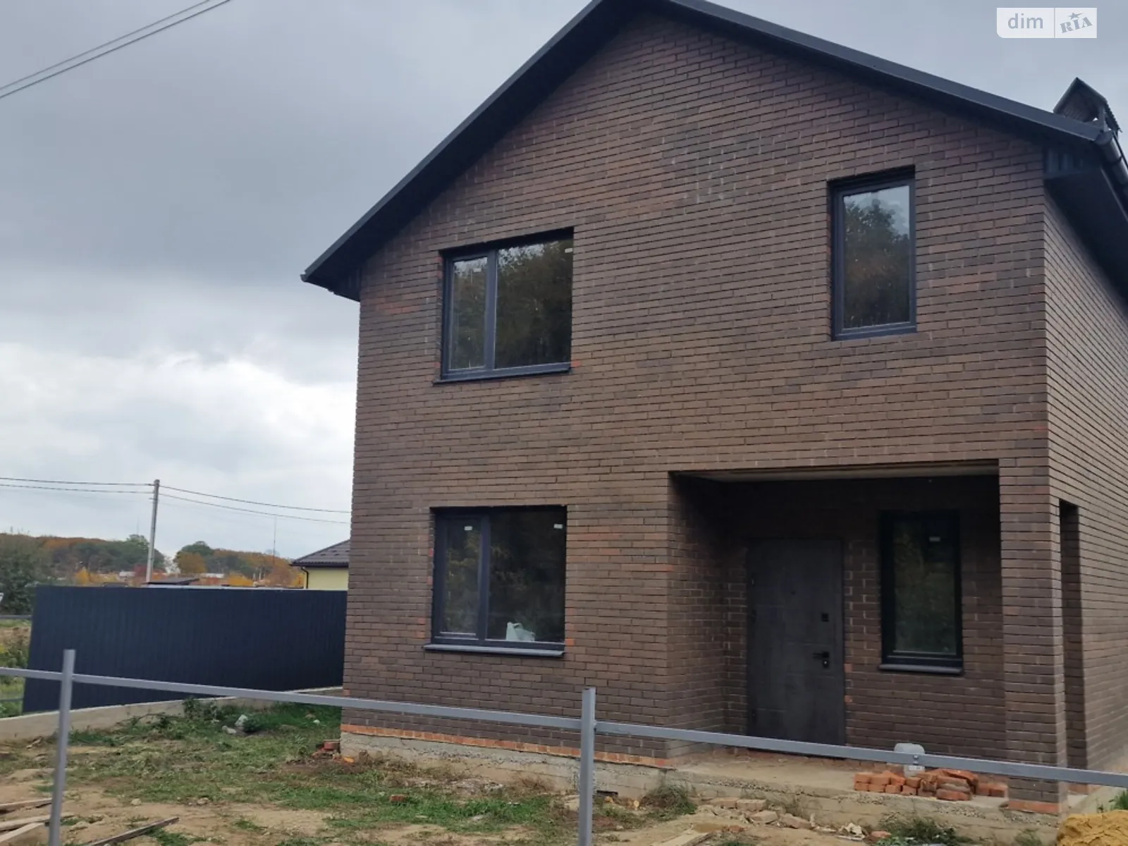 Продается дом на 2 этажа 125 кв. м с террасой, цена: 84900 $ - фото 1